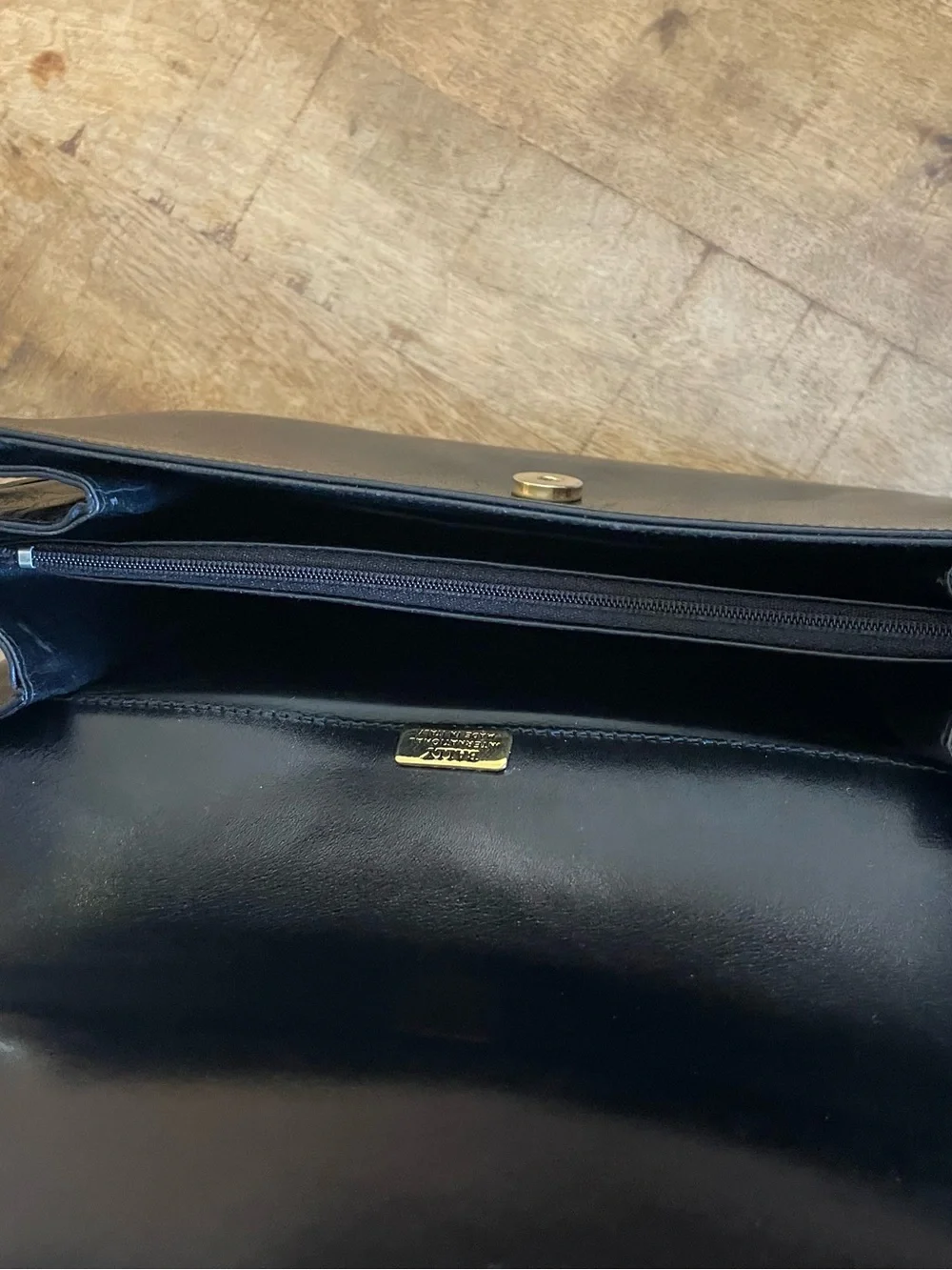 🖤Vintage Bally Italian Leather Crossbody
